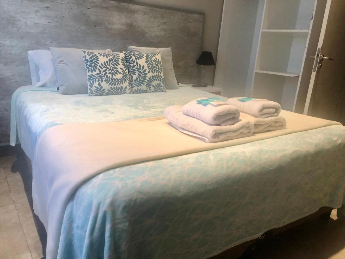 Hotel Berlin 皮纳马尔 外观 照片