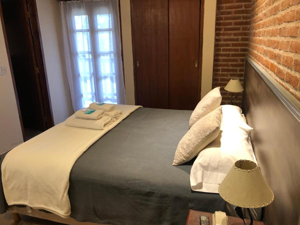 Hotel Berlin 皮纳马尔 外观 照片