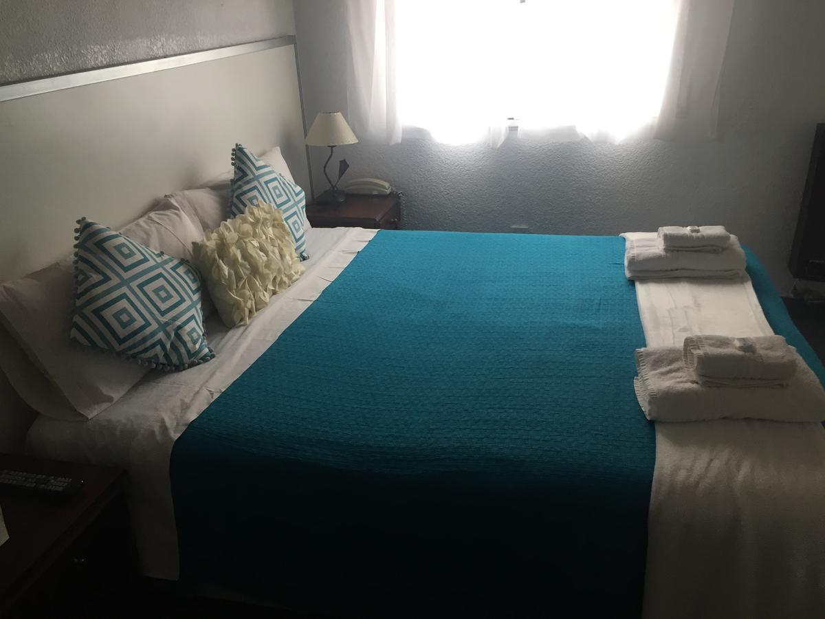 Hotel Berlin 皮纳马尔 外观 照片