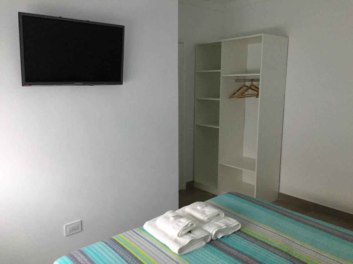Hotel Berlin 皮纳马尔 外观 照片