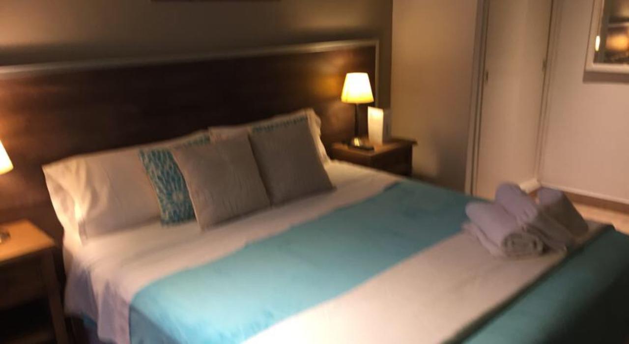 Hotel Berlin 皮纳马尔 外观 照片